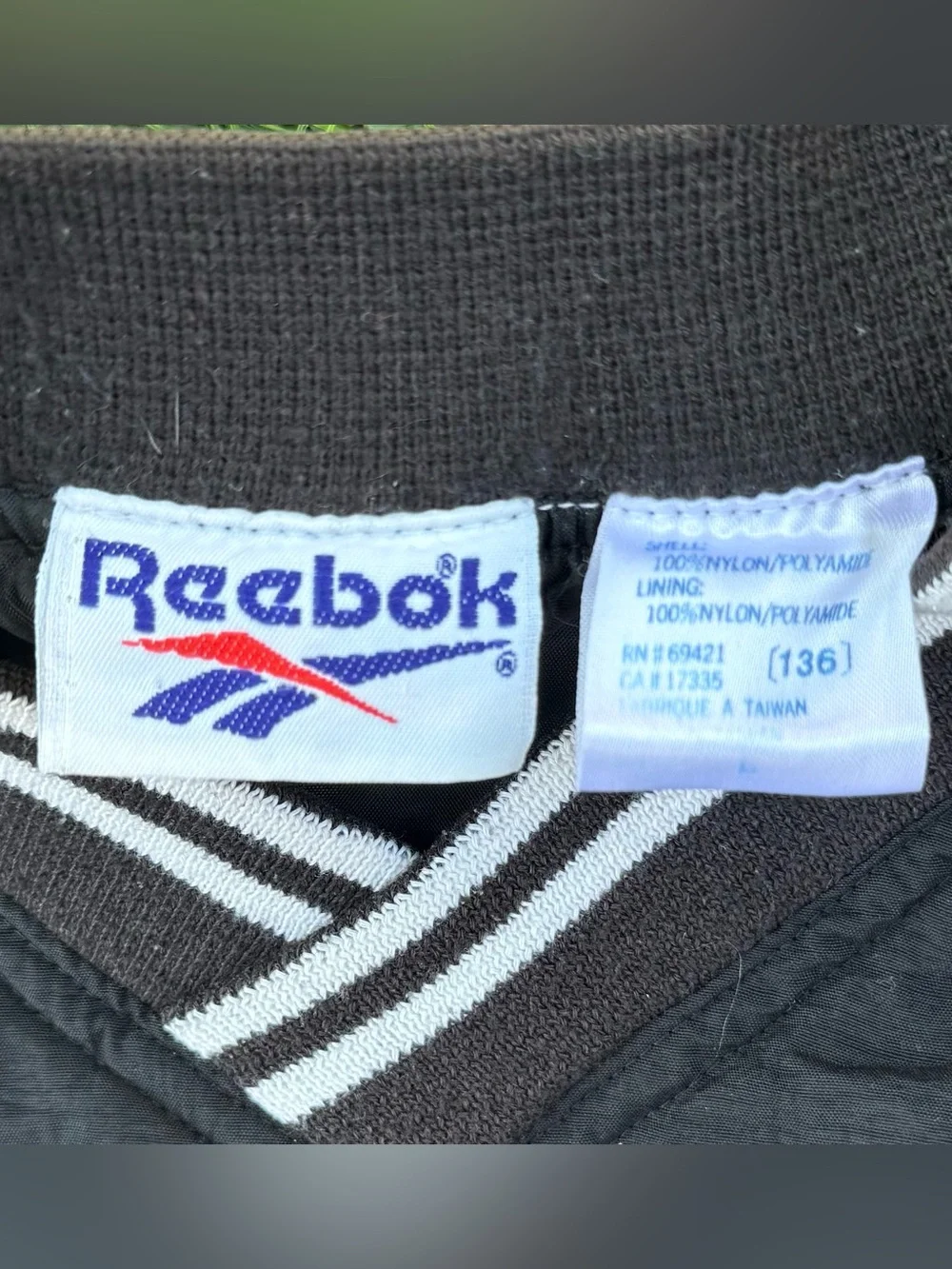 Vintage 90s Reebok Pullover Windbreaker Jacket Embroidered Logo Black Size Large